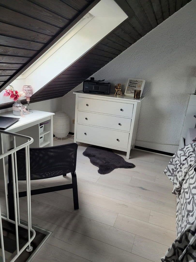 1 bedroom with open-plan kitchen flat to rent, 80 m², Gonellastrasse 54, Meerbusch, North Rhine-Westphalia 1 bedroom with open-plan kitchen flat to rent, 80 m², Gonellastrasse 54, Meerbusch, North Rhine-Westphalia