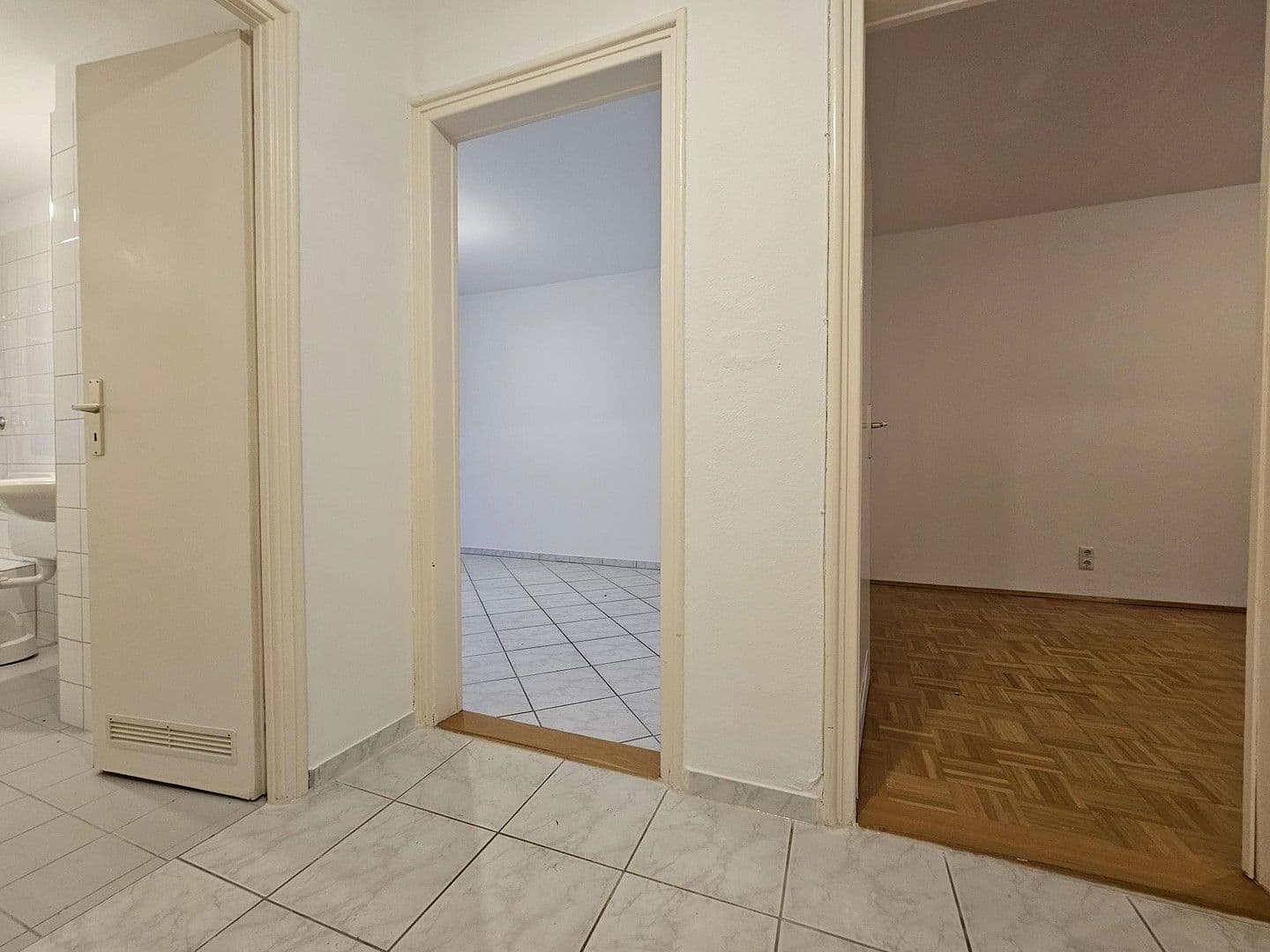 2 bedroom flat to rent, 47 m², Oberbiberger Straße 10, München, Bavaria 2 bedroom flat to rent, 47 m², Oberbiberger Straße 10, München, Bavaria