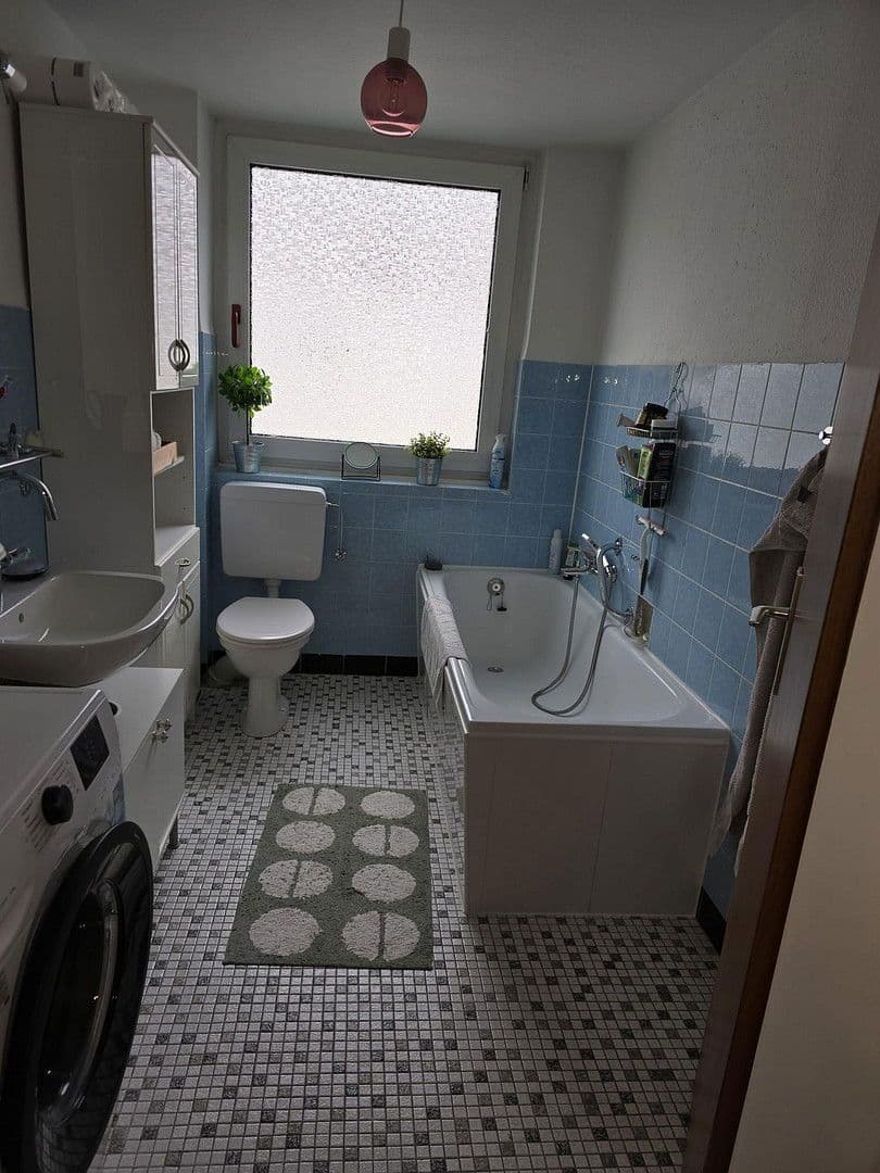 2 bedroom flat to rent, 69 m², Dönhoffstr. 32, Leverkusen, North Rhine-Westphalia 2 bedroom flat to rent, 69 m², Dönhoffstr. 32, Leverkusen, North Rhine-Westphalia