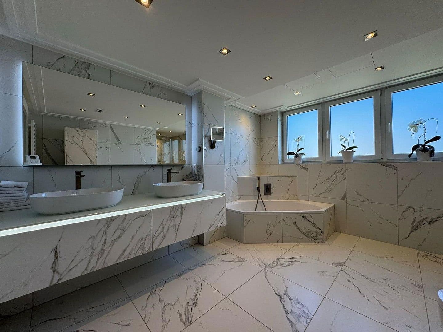 3 bedroom with open-plan kitchen flat for sale, 168 m², Backnang, Baden-Württemberg 3 bedroom with open-plan kitchen flat for sale, 168 m², Backnang, Baden-Württemberg