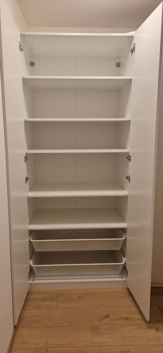 1 bedroom with open-plan kitchen flat to rent, 44 m², Fabiánové, Prague, Prague 1 bedroom with open-plan kitchen flat to rent, 44 m², Fabiánové, Prague, Prague