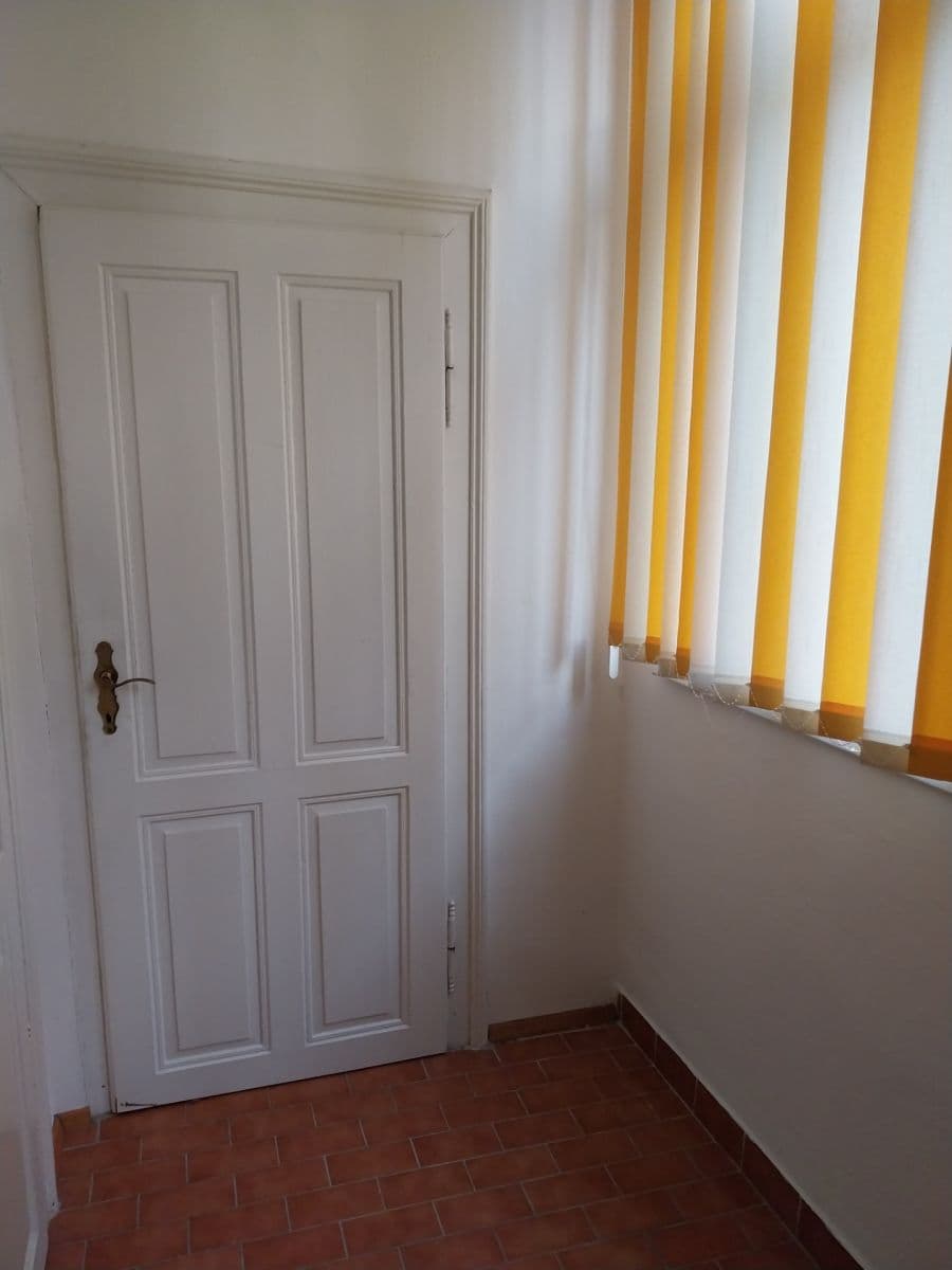 non-residential property to rent, 50 m², Hronovická, Pardubice, Pardubický Region non-residential property to rent, 50 m², Hronovická, Pardubice, Pardubický Region