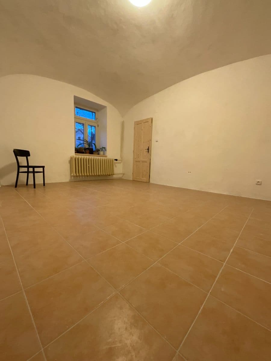 1 bedroom flat to rent, 38 m², nám. Krále Jiřího z Poděbrad, Řevnice, Středočeský Region 1 bedroom flat to rent, 38 m², nám. Krále Jiřího z Poděbrad, Řevnice, Středočeský Region