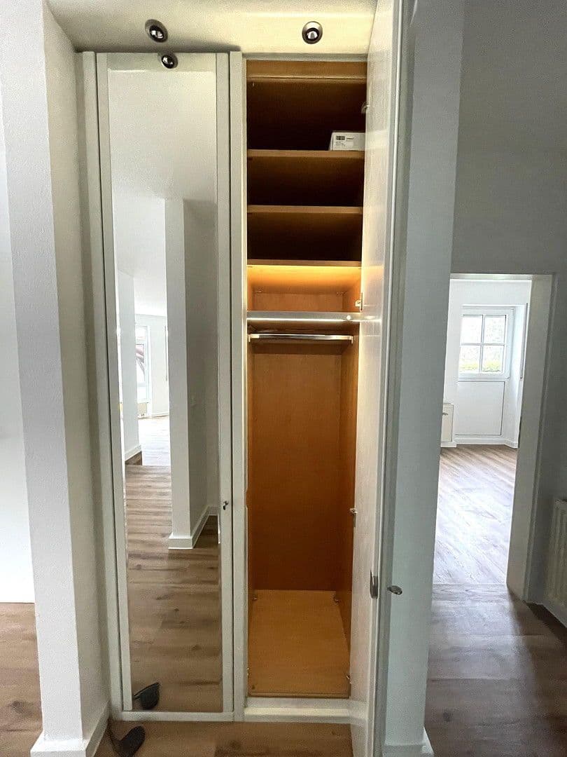 2 bedroom with open-plan kitchen flat to rent, 100 m², Dreieich, Hesse 2 bedroom with open-plan kitchen flat to rent, 100 m², Dreieich, Hesse