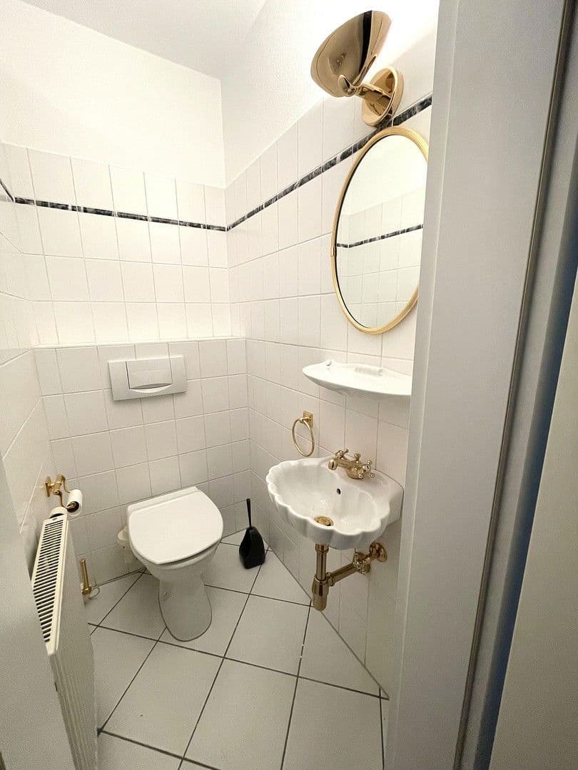 2 bedroom with open-plan kitchen flat to rent, 100 m², Dreieich, Hesse 2 bedroom with open-plan kitchen flat to rent, 100 m², Dreieich, Hesse