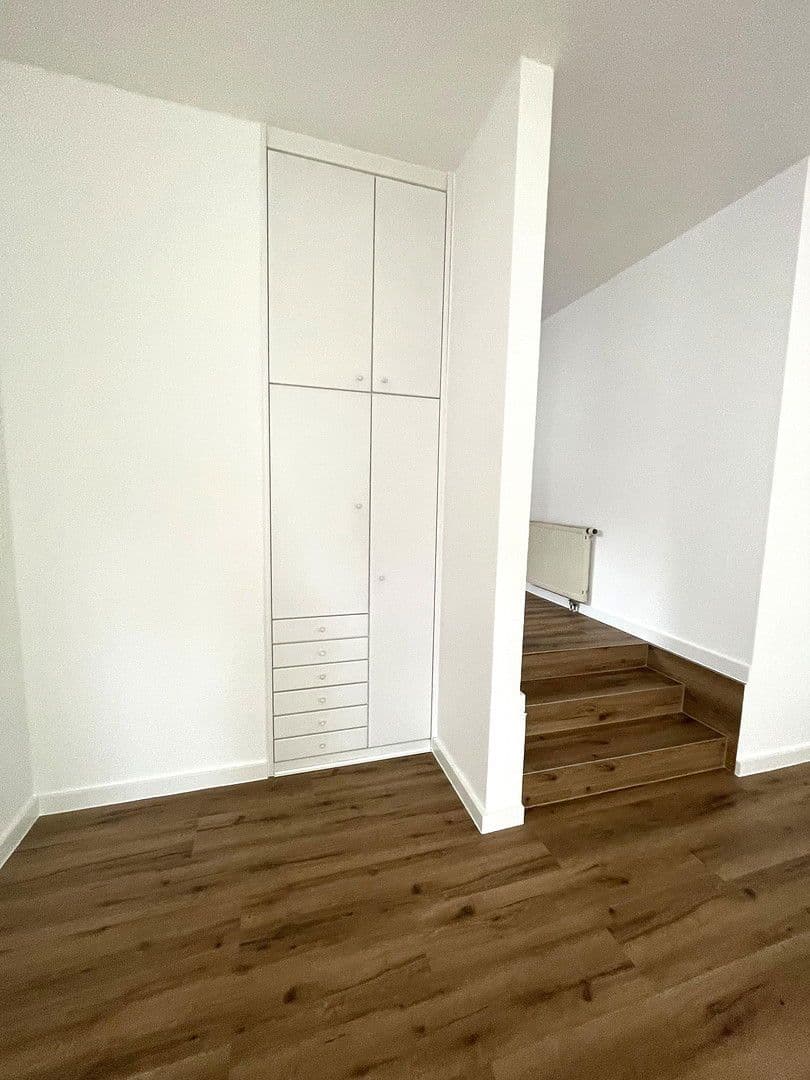 2 bedroom with open-plan kitchen flat to rent, 100 m², Dreieich, Hesse 2 bedroom with open-plan kitchen flat to rent, 100 m², Dreieich, Hesse