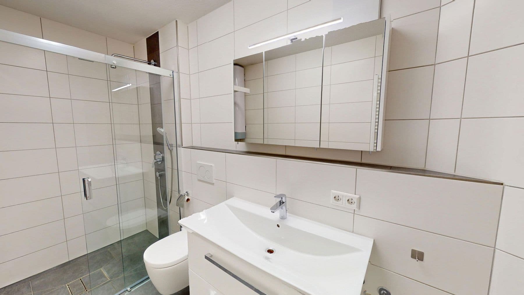 2 bedroom with open-plan kitchen flat to rent, 94 m², Gartenstr. 2, Pfalzgrafenweiler, Baden-Württemberg 2 bedroom with open-plan kitchen flat to rent, 94 m², Gartenstr. 2, Pfalzgrafenweiler, Baden-Württemberg