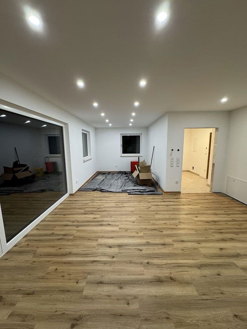 2 bedroom with open-plan kitchen flat to rent, 93 m², Ehekirchen, Bavaria 2 bedroom with open-plan kitchen flat to rent, 93 m², Ehekirchen, Bavaria