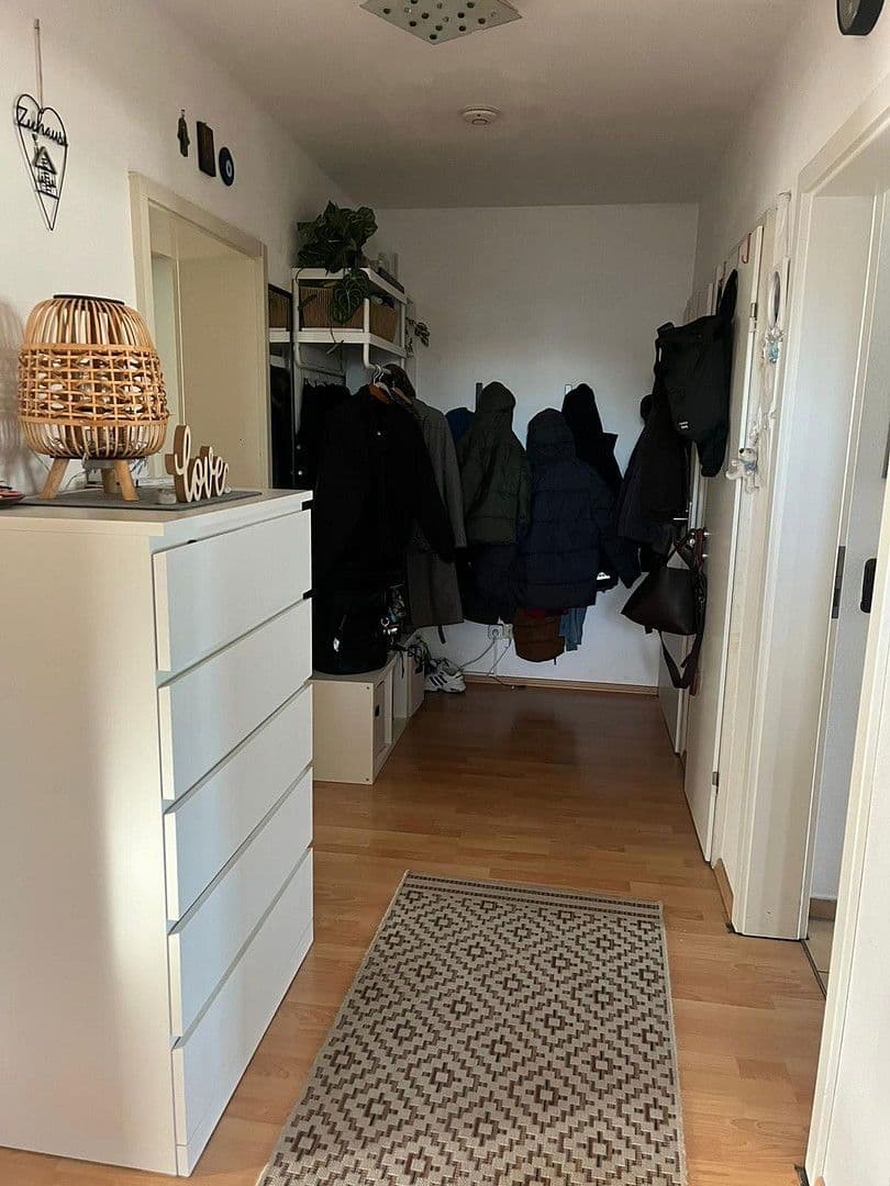 3 bedroom flat to rent, 76 m², Kölner Straße 23, Hürth, North Rhine-Westphalia 3 bedroom flat to rent, 76 m², Kölner Straße 23, Hürth, North Rhine-Westphalia