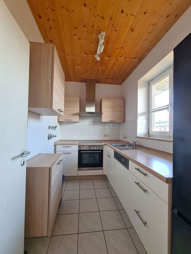 4 bedroom flat to rent, 115 m², Lincolnstraße 6a, Augsburg, Bavaria 4 bedroom flat to rent, 115 m², Lincolnstraße 6a, Augsburg, Bavaria