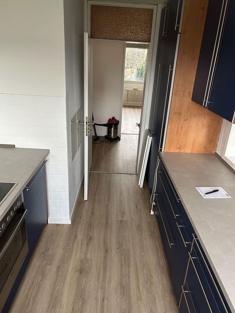 2 bedroom with open-plan kitchen flat to rent, 90 m², Kästnerstraße 4, Bietigheim-Bissingen, Baden-Württemberg 2 bedroom with open-plan kitchen flat to rent, 90 m², Kästnerstraße 4, Bietigheim-Bissingen, Baden-Württemberg