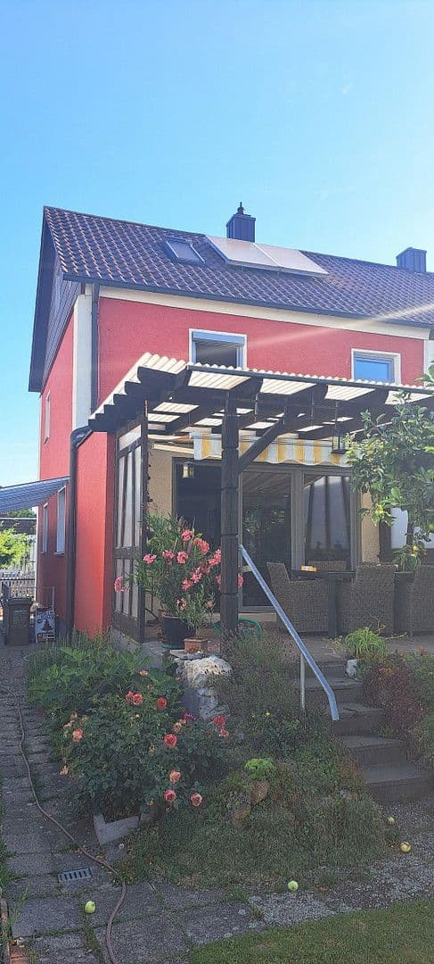 house for sale, 129 m², Dr. Heiss Straße, 32, Straubing, Bavaria house for sale, 129 m², Dr. Heiss Straße, 32, Straubing, Bavaria