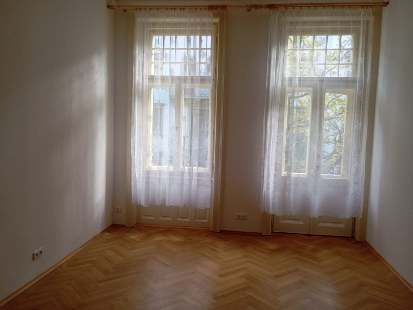 2 bedroom flat to rent, 80 m², Korunní, Prague, Prague 2 bedroom flat to rent, 80 m², Korunní, Prague, Prague