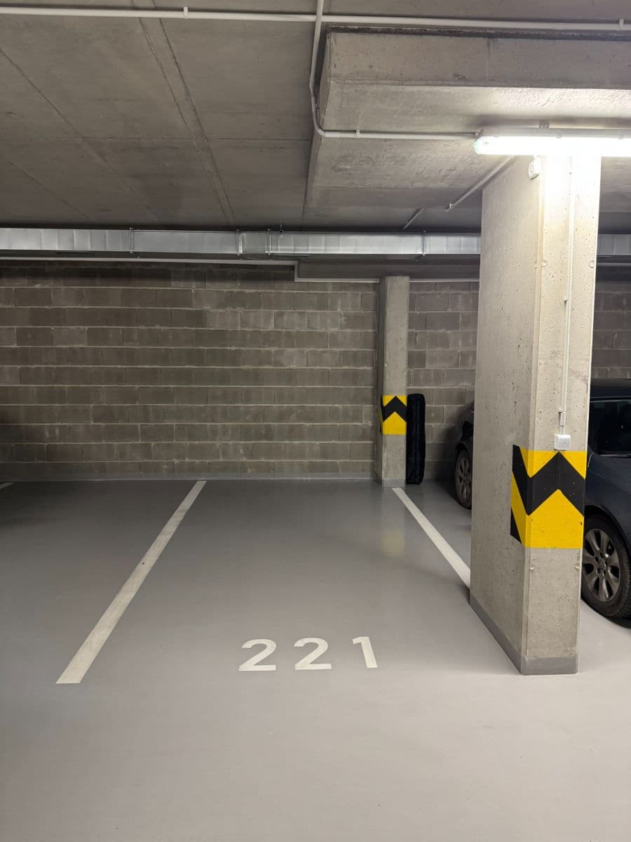 garage to rent, 13 m², Kardausova, Prague, Prague garage to rent, 13 m², Kardausova, Prague, Prague