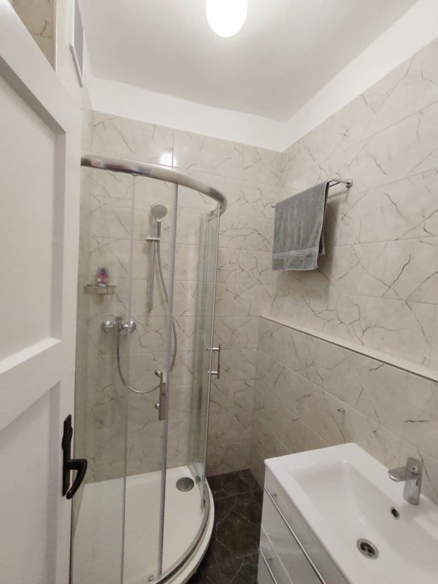 2 bedroom flat to rent, 61 m², Bělohorská, Prague, Prague 2 bedroom flat to rent, 61 m², Bělohorská, Prague, Prague