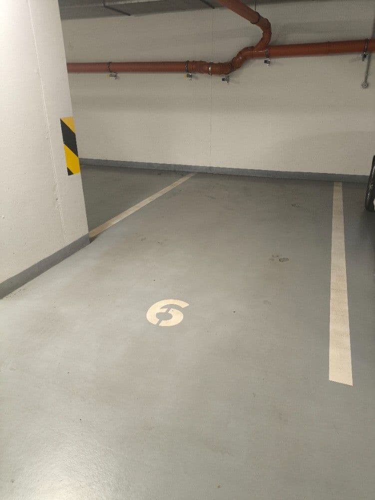 garage to rent, 15 m², V Mezihoří, Prague, Prague garage to rent, 15 m², V Mezihoří, Prague, Prague