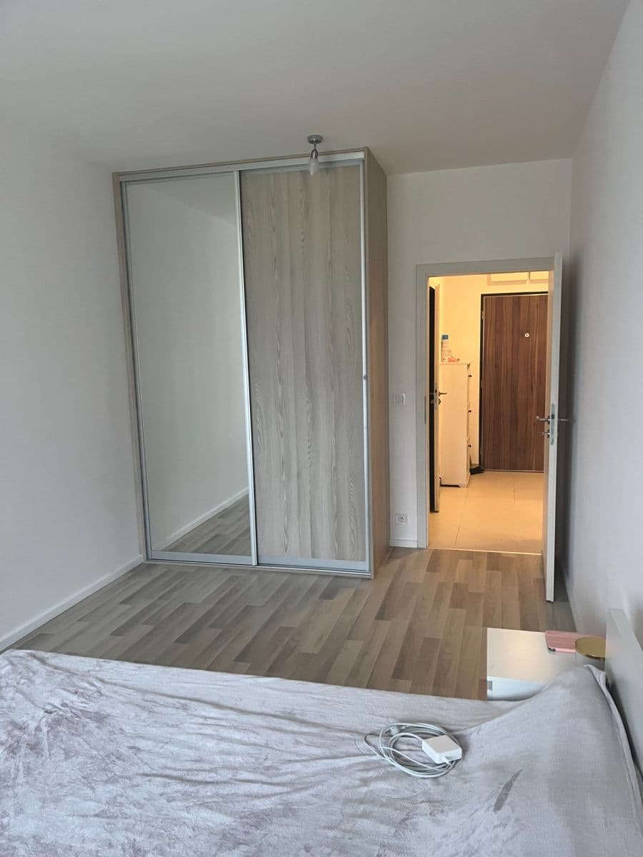 1 bedroom with open-plan kitchen flat to rent, 54 m², Granitova, Prague, Prague 1 bedroom with open-plan kitchen flat to rent, 54 m², Granitova, Prague, Prague