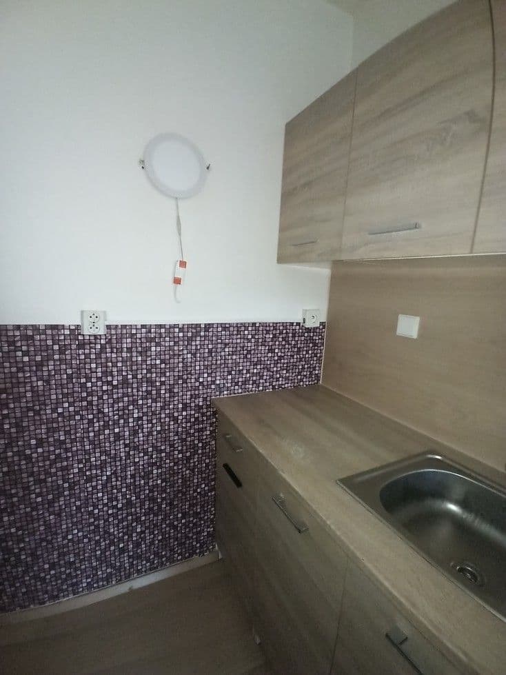 1 bedroom with open-plan kitchen flat to rent, 40 m², Františka Malíka, Most, Ústecký Region 1 bedroom with open-plan kitchen flat to rent, 40 m², Františka Malíka, Most, Ústecký Region