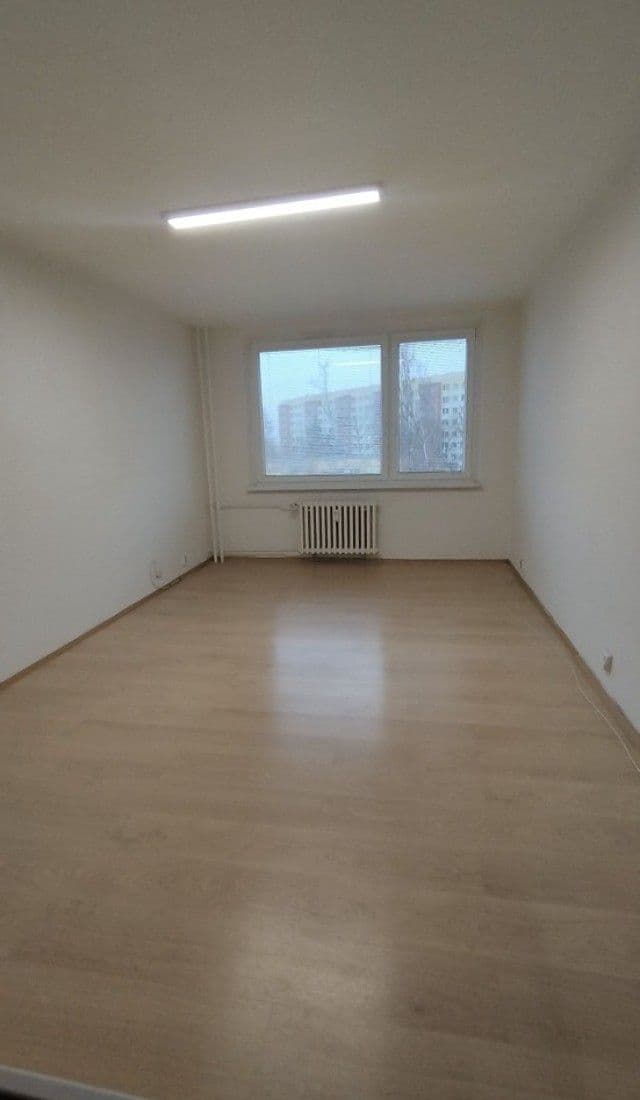 1 bedroom with open-plan kitchen flat to rent, 40 m², Františka Malíka, Most, Ústecký Region 1 bedroom with open-plan kitchen flat to rent, 40 m², Františka Malíka, Most, Ústecký Region