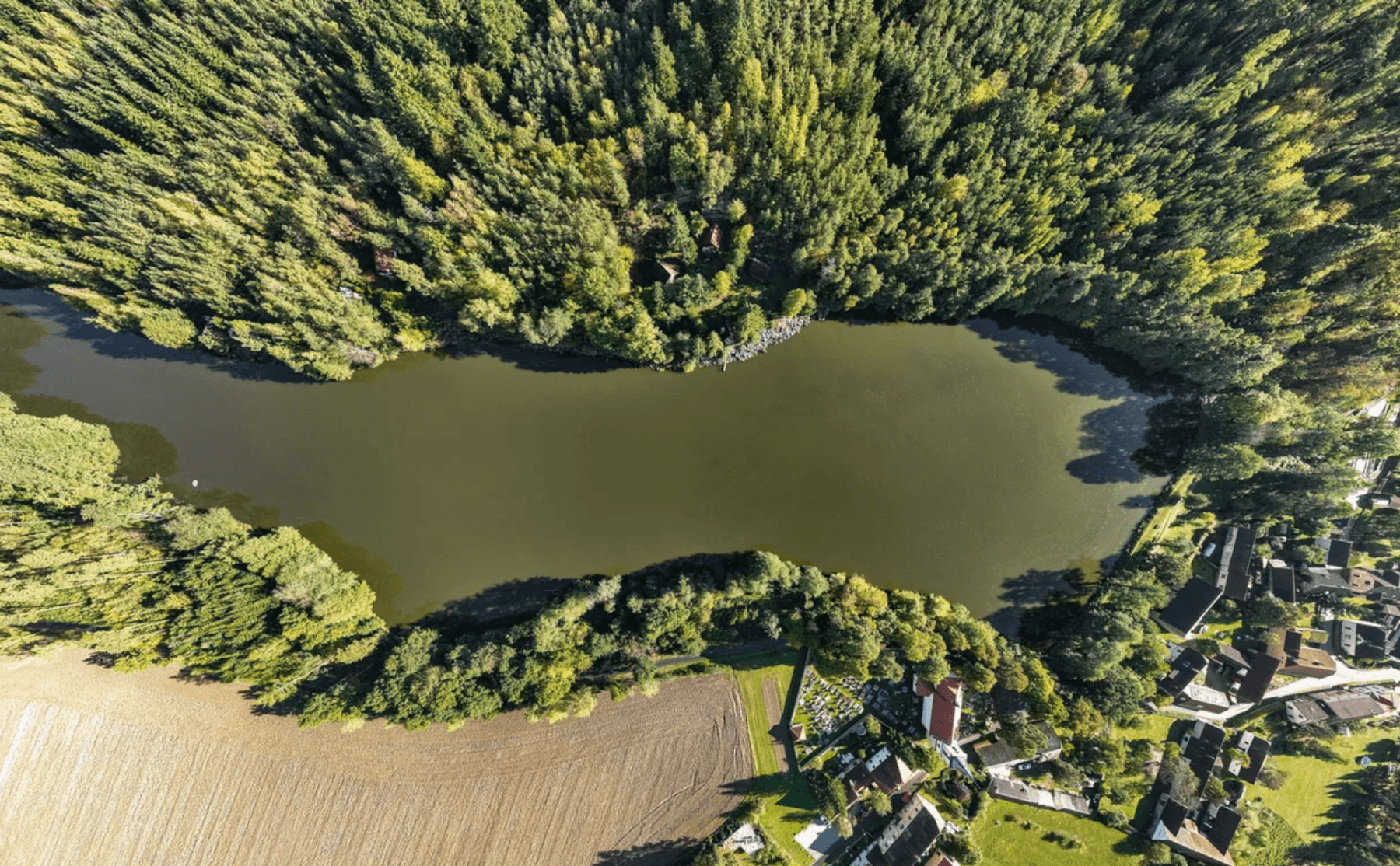 plot for sale, 70,499 m², Uzeničky, Jihočeský Region plot for sale, 70,499 m², Uzeničky, Jihočeský Region