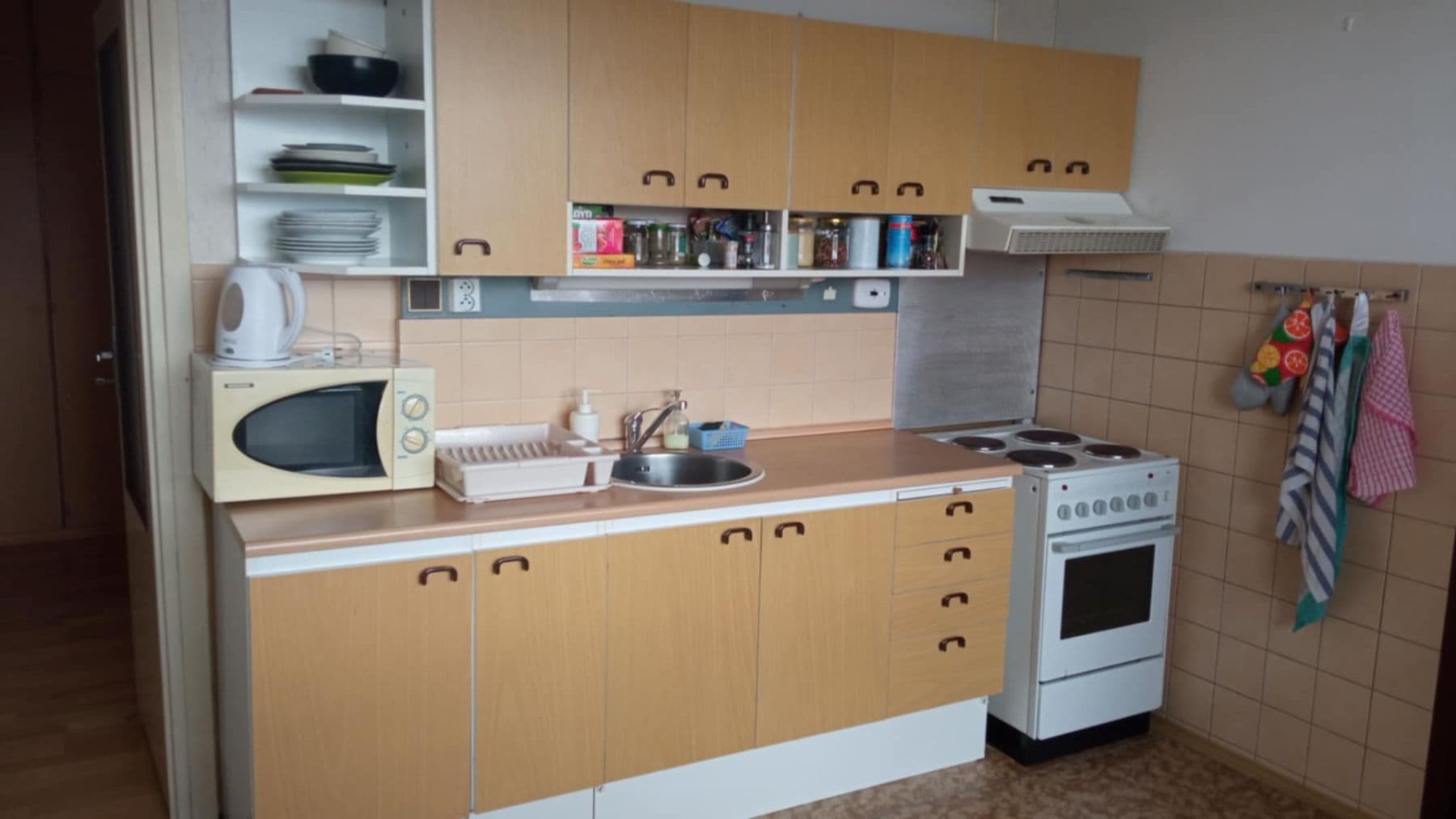 3 bedroom flat to rent, 78 m², J. Bendy, České Budějovice, Jihočeský Region 3 bedroom flat to rent, 78 m², J. Bendy, České Budějovice, Jihočeský Region