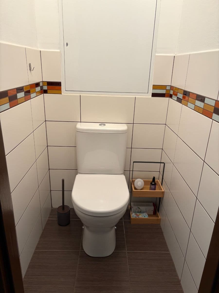 3 bedroom flat to rent, 77 m², Nad Opatovem, Prague, Prague 3 bedroom flat to rent, 77 m², Nad Opatovem, Prague, Prague