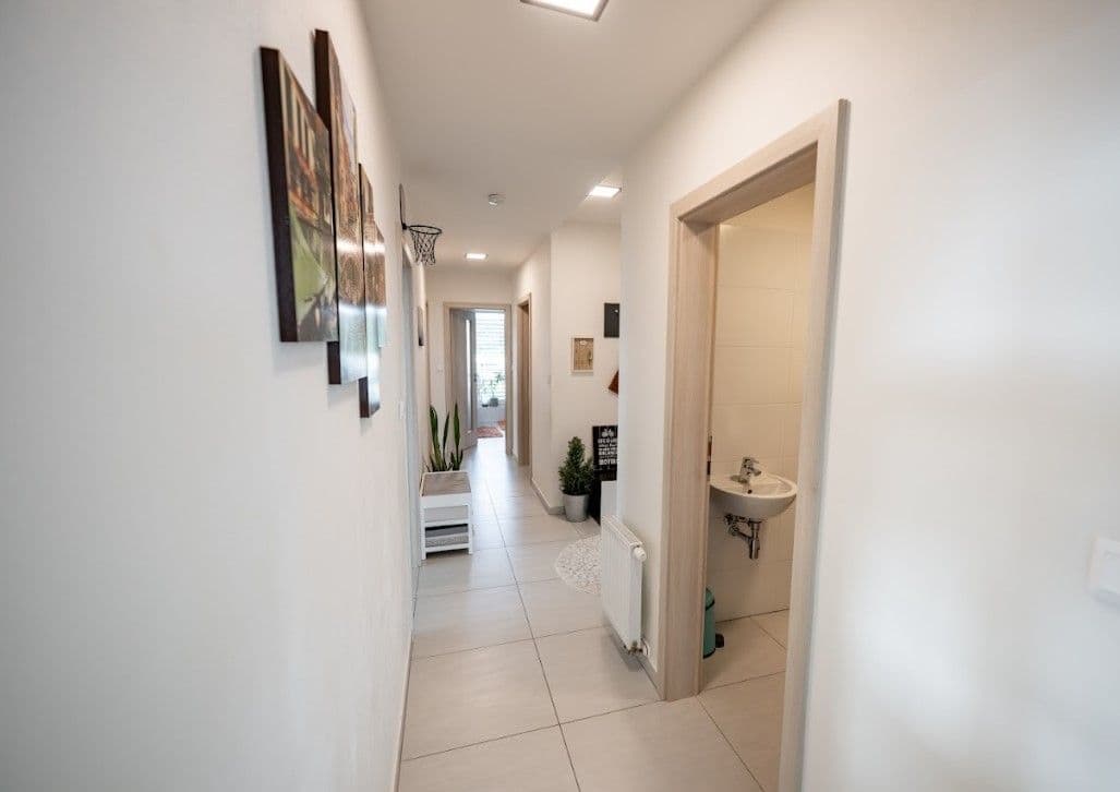 2 bedroom with open-plan kitchen flat for sale, 97 m², Menšíkova, Brno, Jihomoravský Region 2 bedroom with open-plan kitchen flat for sale, 97 m², Menšíkova, Brno, Jihomoravský Region