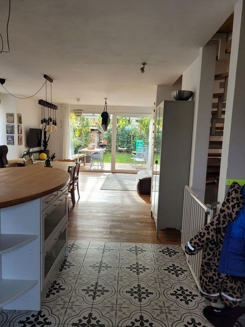 house for sale, 140 m², Kirchheim unter Teck, Baden-Württemberg house for sale, 140 m², Kirchheim unter Teck, Baden-Württemberg