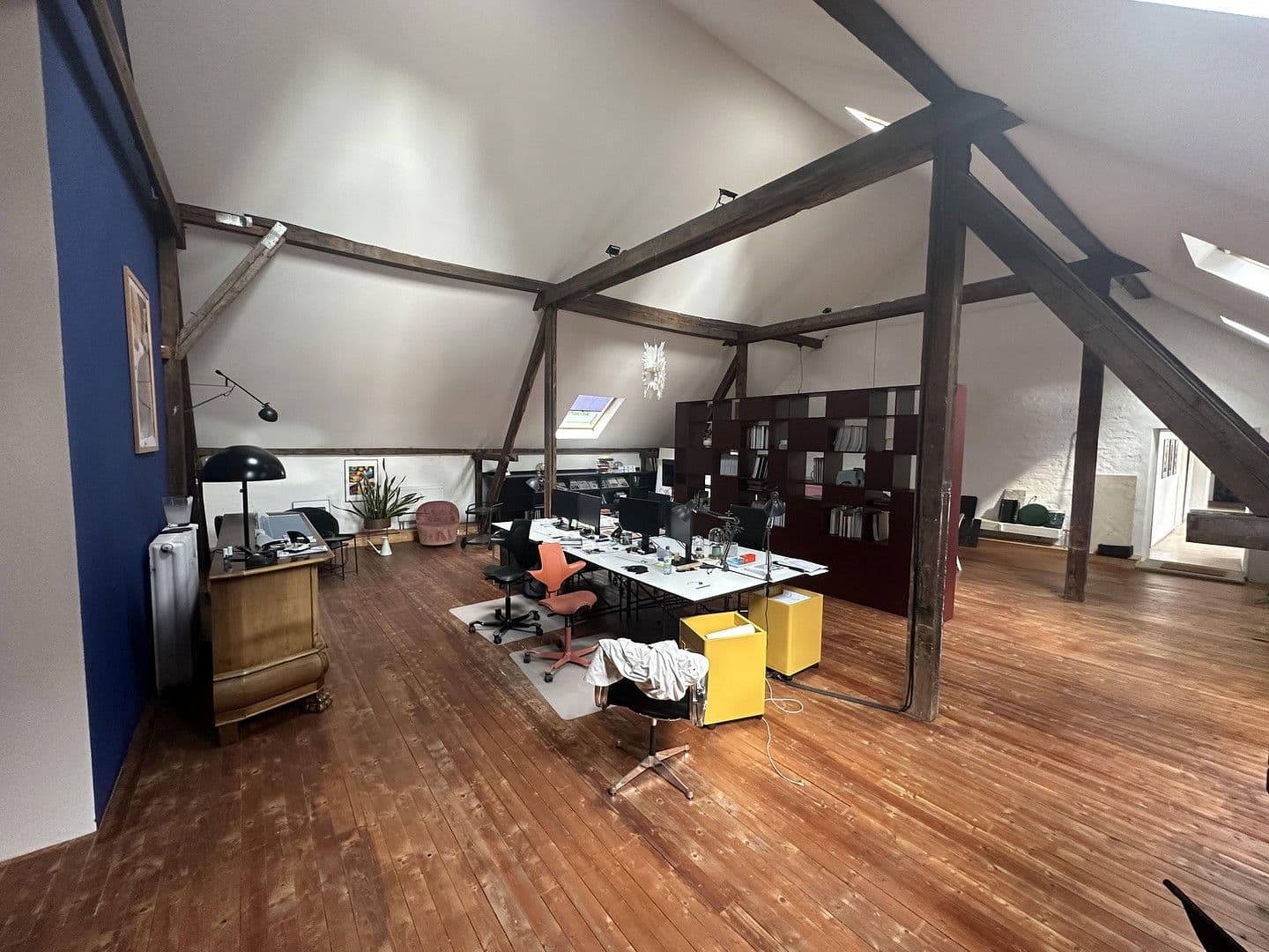 office to rent, 135 m², Oberbenrader Straße 51, Krefeld, North Rhine-Westphalia office to rent, 135 m², Oberbenrader Straße 51, Krefeld, North Rhine-Westphalia