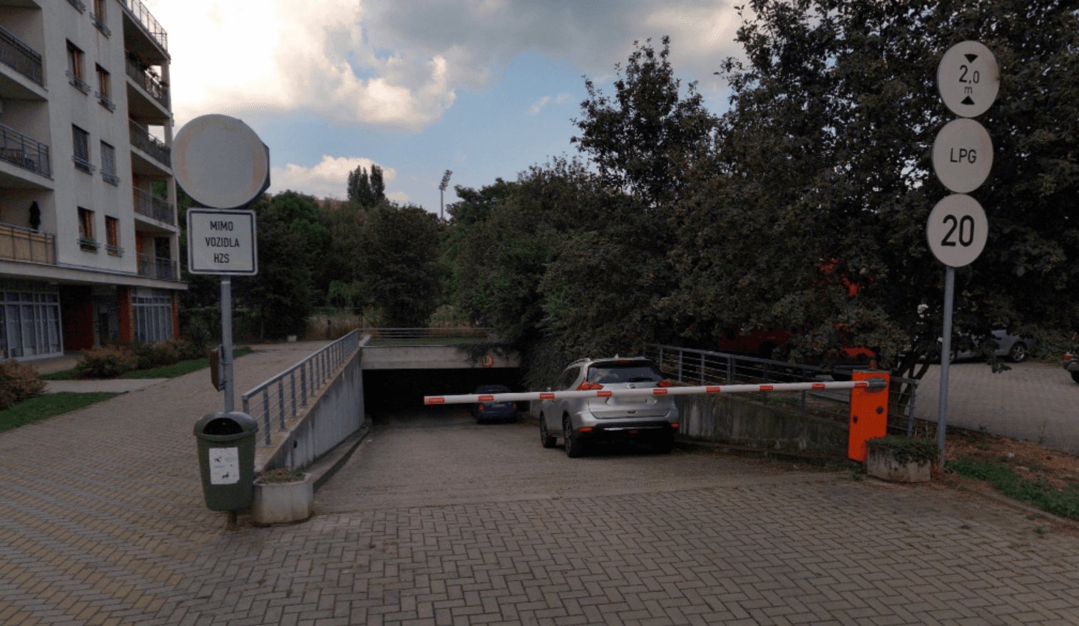 garage to rent, 20 m², Petrohradská, Prague, Prague garage to rent, 20 m², Petrohradská, Prague, Prague