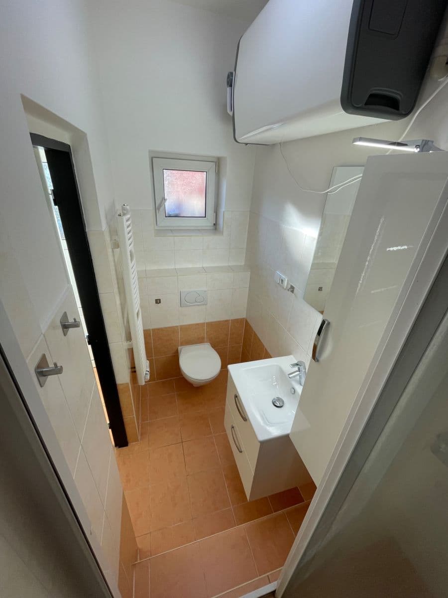 Studio flat to rent, 34 m², Kutnohorská, Prague, Prague Studio flat to rent, 34 m², Kutnohorská, Prague, Prague