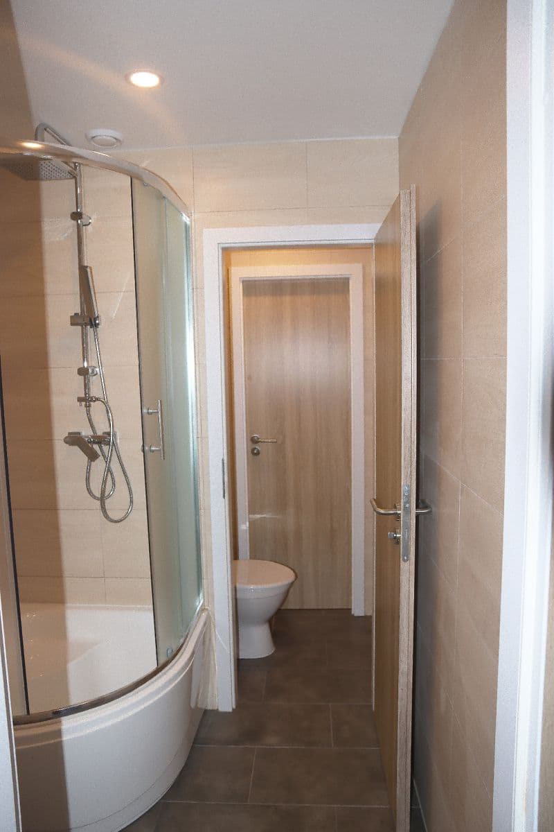 3 bedroom flat to rent, 82 m², Kmochova, Ústí nad Labem, Ústecký Region 3 bedroom flat to rent, 82 m², Kmochova, Ústí nad Labem, Ústecký Region