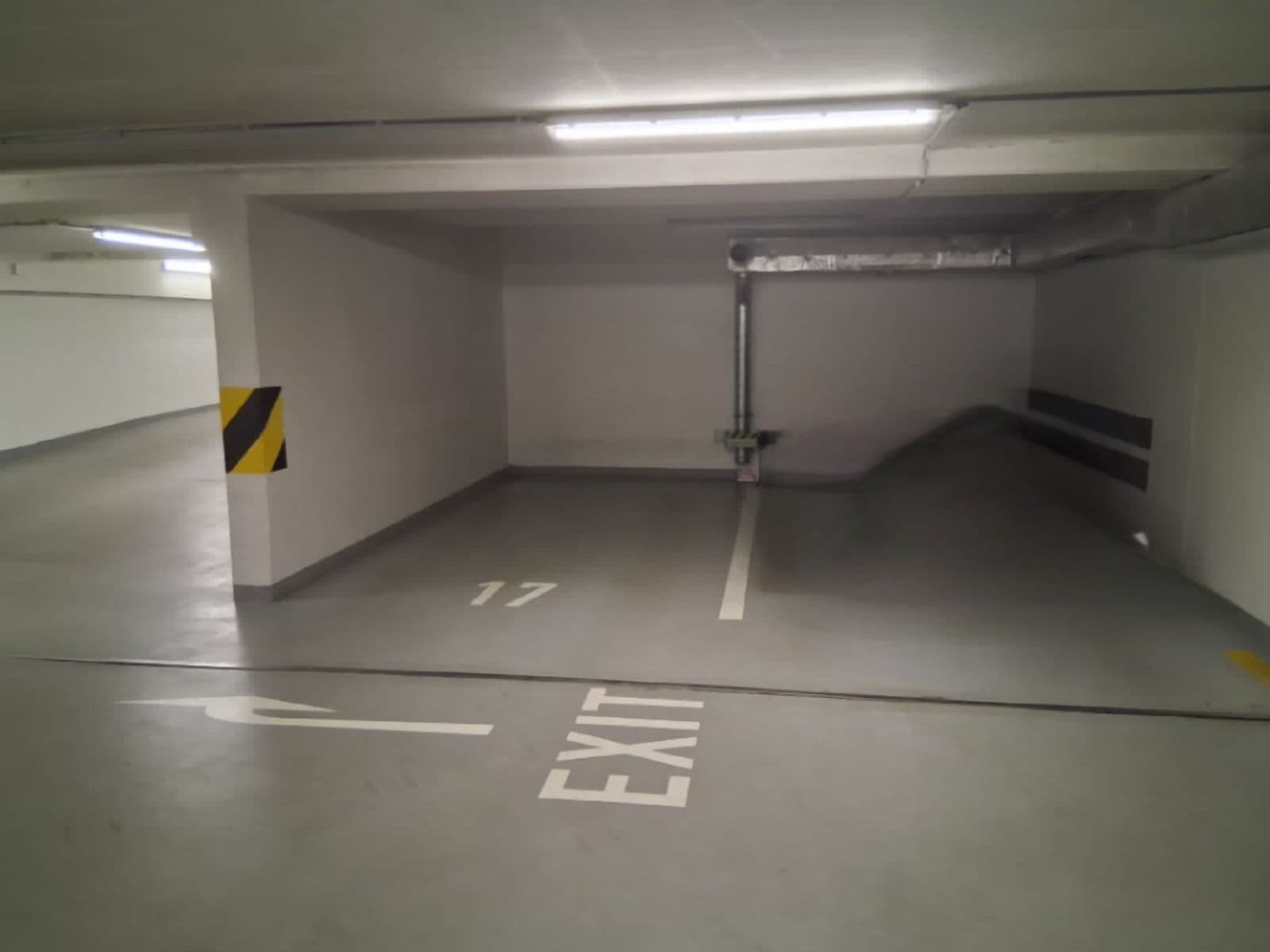 garage to rent, 18 m², Valečovská, Prague, Prague garage to rent, 18 m², Valečovská, Prague, Prague