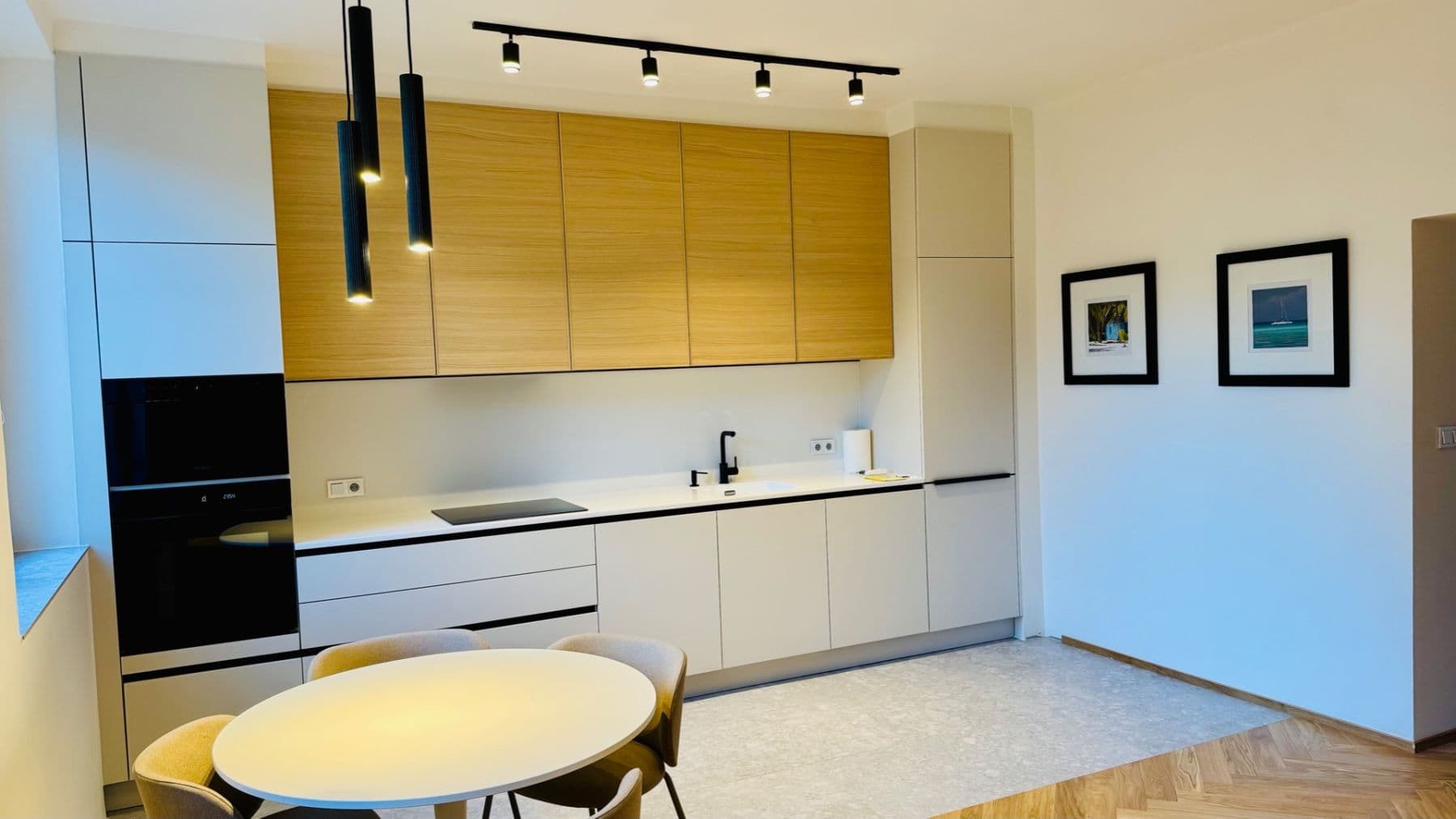 1 bedroom with open-plan kitchen flat to rent, 60 m², Lotyšská, Prague, Prague 1 bedroom with open-plan kitchen flat to rent, 60 m², Lotyšská, Prague, Prague