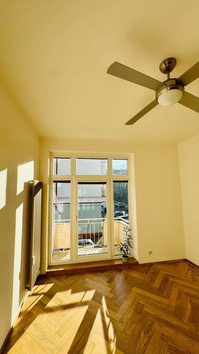 1 bedroom with open-plan kitchen flat to rent, 60 m², Lotyšská, Prague, Prague 1 bedroom with open-plan kitchen flat to rent, 60 m², Lotyšská, Prague, Prague