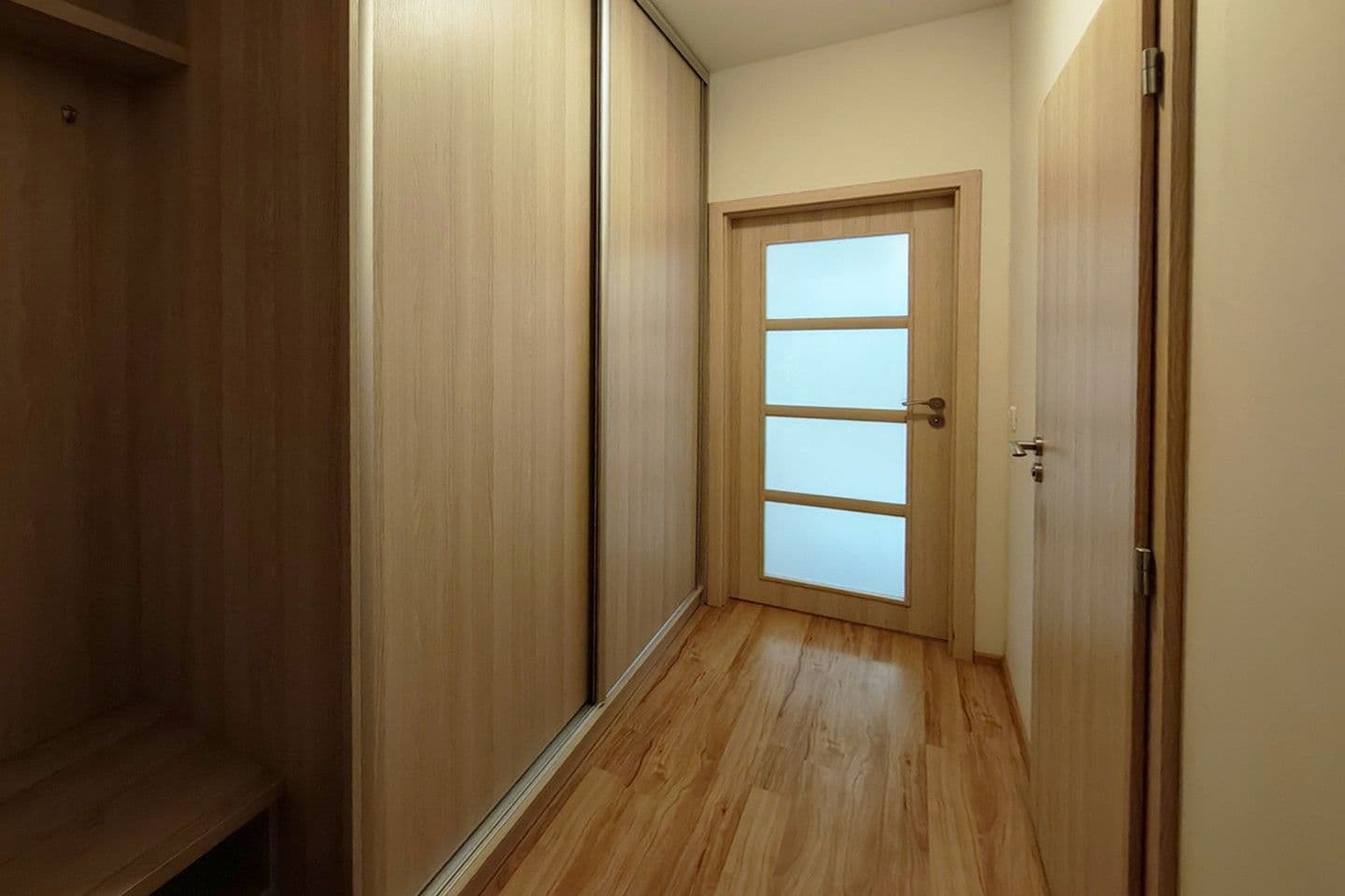 Studio flat to rent, 34 m², Freyova, Prague, Prague Studio flat to rent, 34 m², Freyova, Prague, Prague