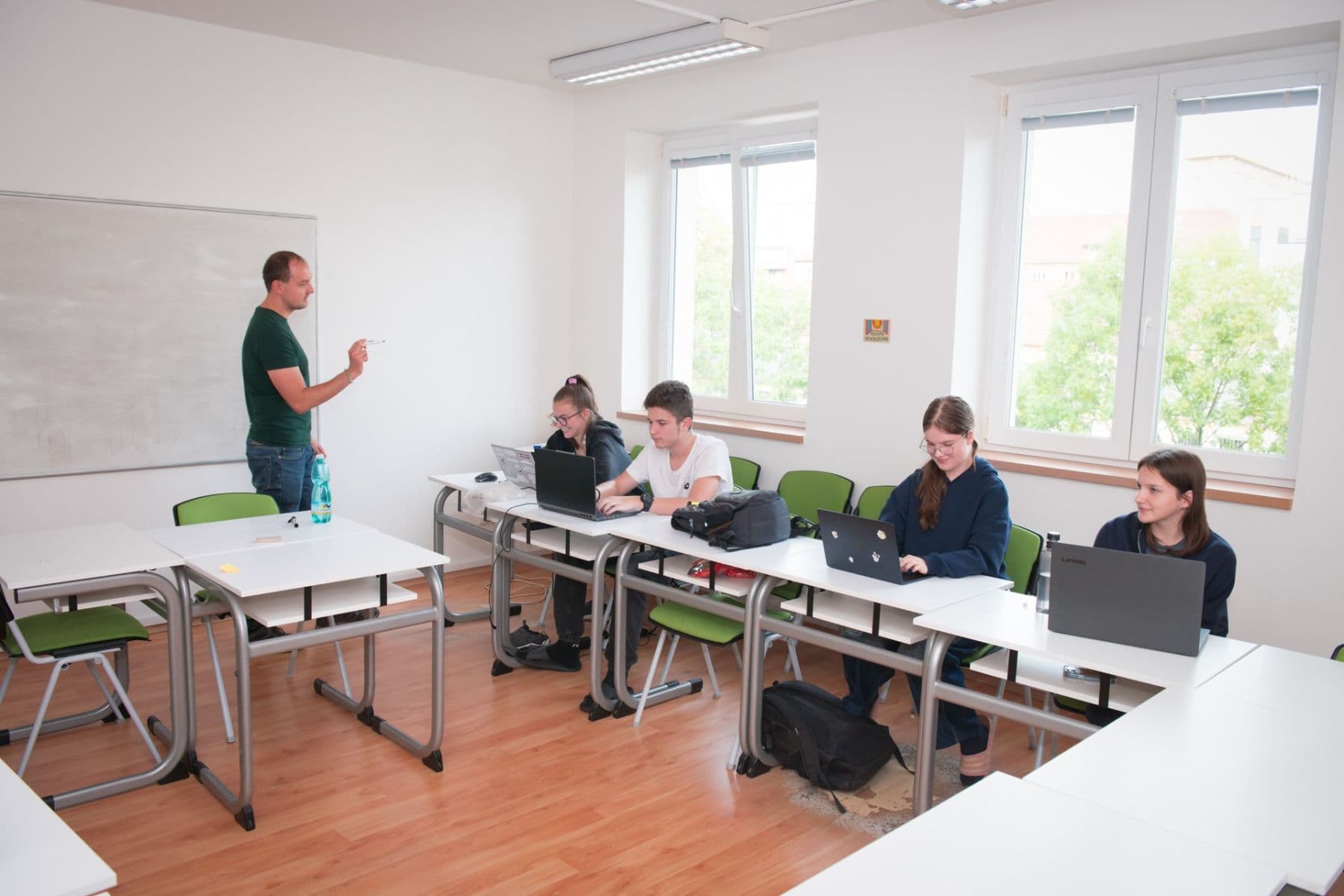 non-residential property to rent, 250 m², Střelničná, Prague, Prague non-residential property to rent, 250 m², Střelničná, Prague, Prague