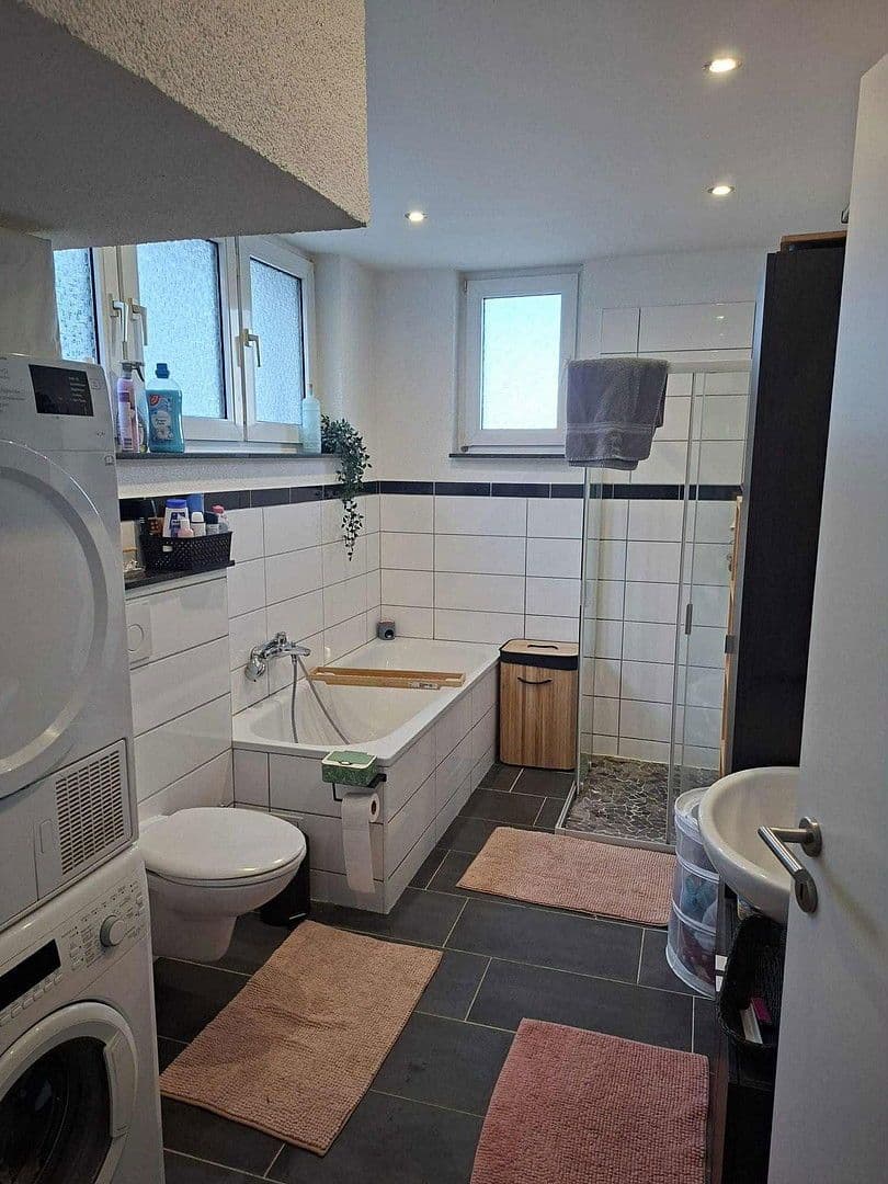 3 bedroom with open-plan kitchen flat to rent, 105 m², Sprockhövel, North Rhine-Westphalia 3 bedroom with open-plan kitchen flat to rent, 105 m², Sprockhövel, North Rhine-Westphalia