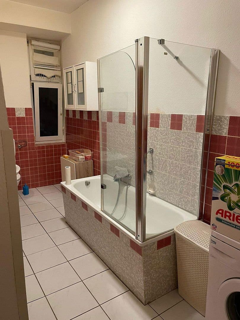 2 bedroom with open-plan kitchen flat to rent, 67 m², Gelsenkirchen, North Rhine-Westphalia 2 bedroom with open-plan kitchen flat to rent, 67 m², Gelsenkirchen, North Rhine-Westphalia