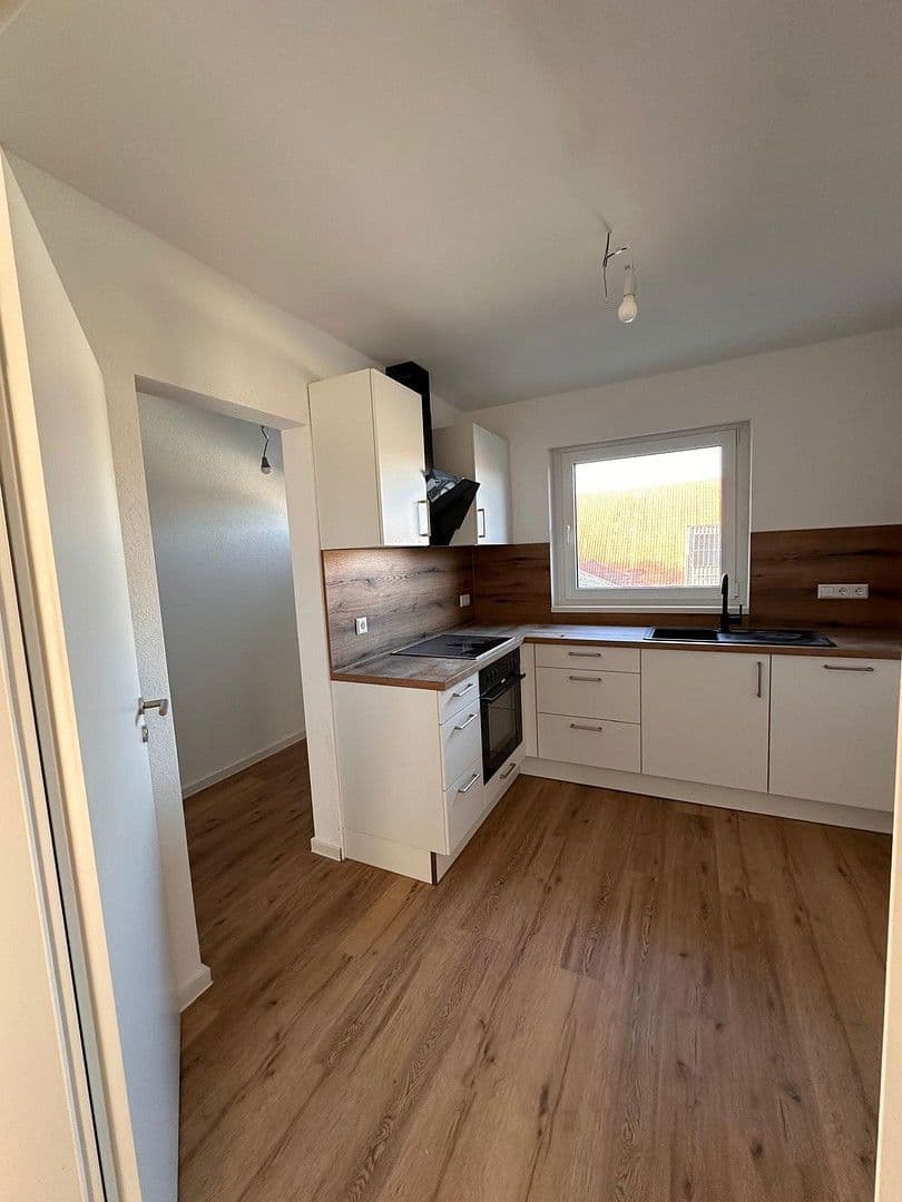 3 bedroom with open-plan kitchen flat to rent, 102 m², Markgröningen, Baden-Württemberg 3 bedroom with open-plan kitchen flat to rent, 102 m², Markgröningen, Baden-Württemberg