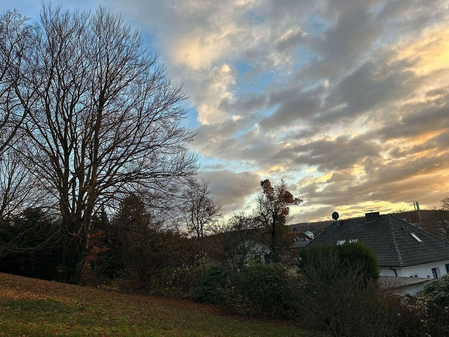 plot for sale, 1,710 m², Schillerstraße 21, Menden (Sauerland), North Rhine-Westphalia plot for sale, 1,710 m², Schillerstraße 21, Menden (Sauerland), North Rhine-Westphalia