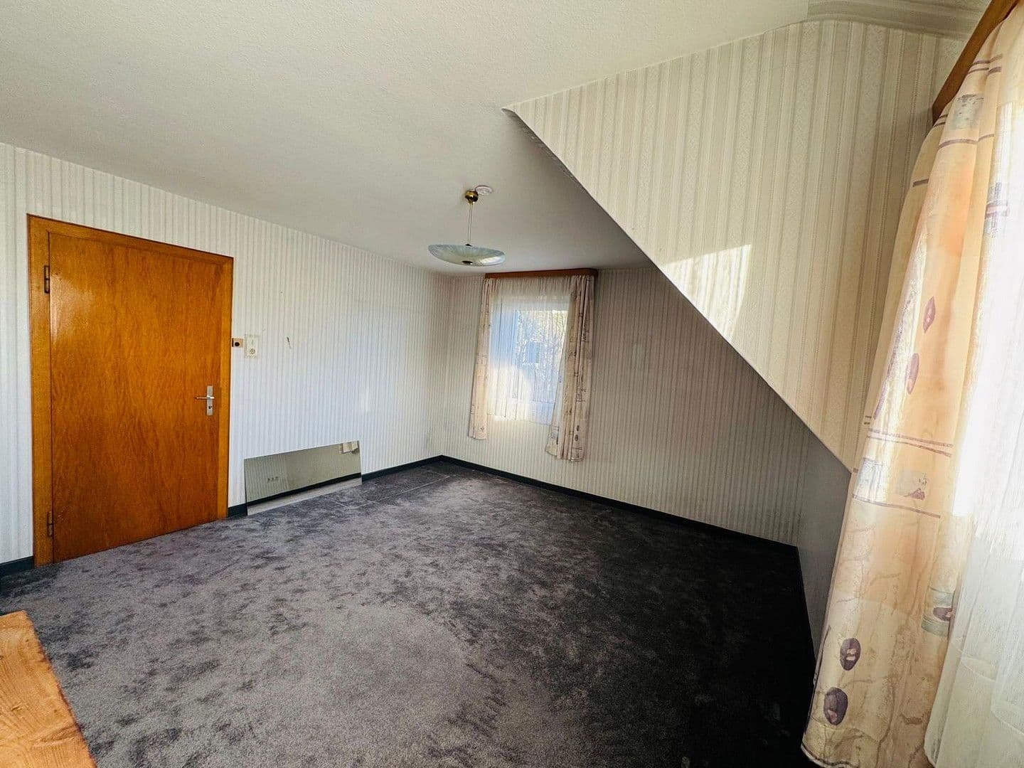 house for sale, 140 m², Simmern/Hunsrück, Rhineland-Palatinate house for sale, 140 m², Simmern/Hunsrück, Rhineland-Palatinate