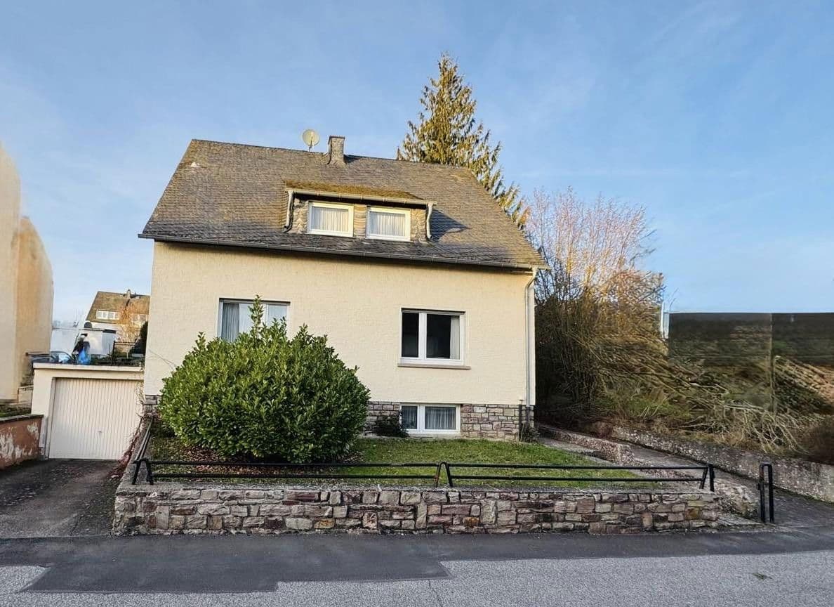 house for sale, 140 m², Simmern/Hunsrück, Rhineland-Palatinate house for sale, 140 m², Simmern/Hunsrück, Rhineland-Palatinate