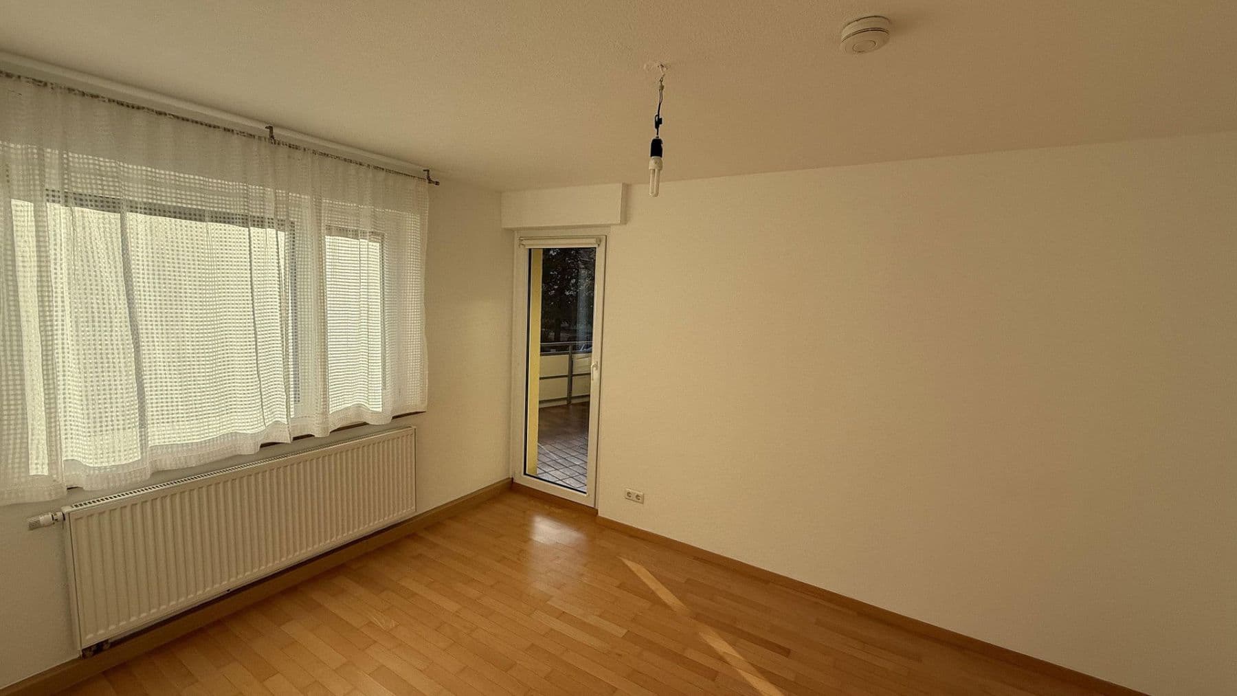 3 bedroom with open-plan kitchen flat to rent, 106 m², Stuttgart, Baden-Württemberg 3 bedroom with open-plan kitchen flat to rent, 106 m², Stuttgart, Baden-Württemberg