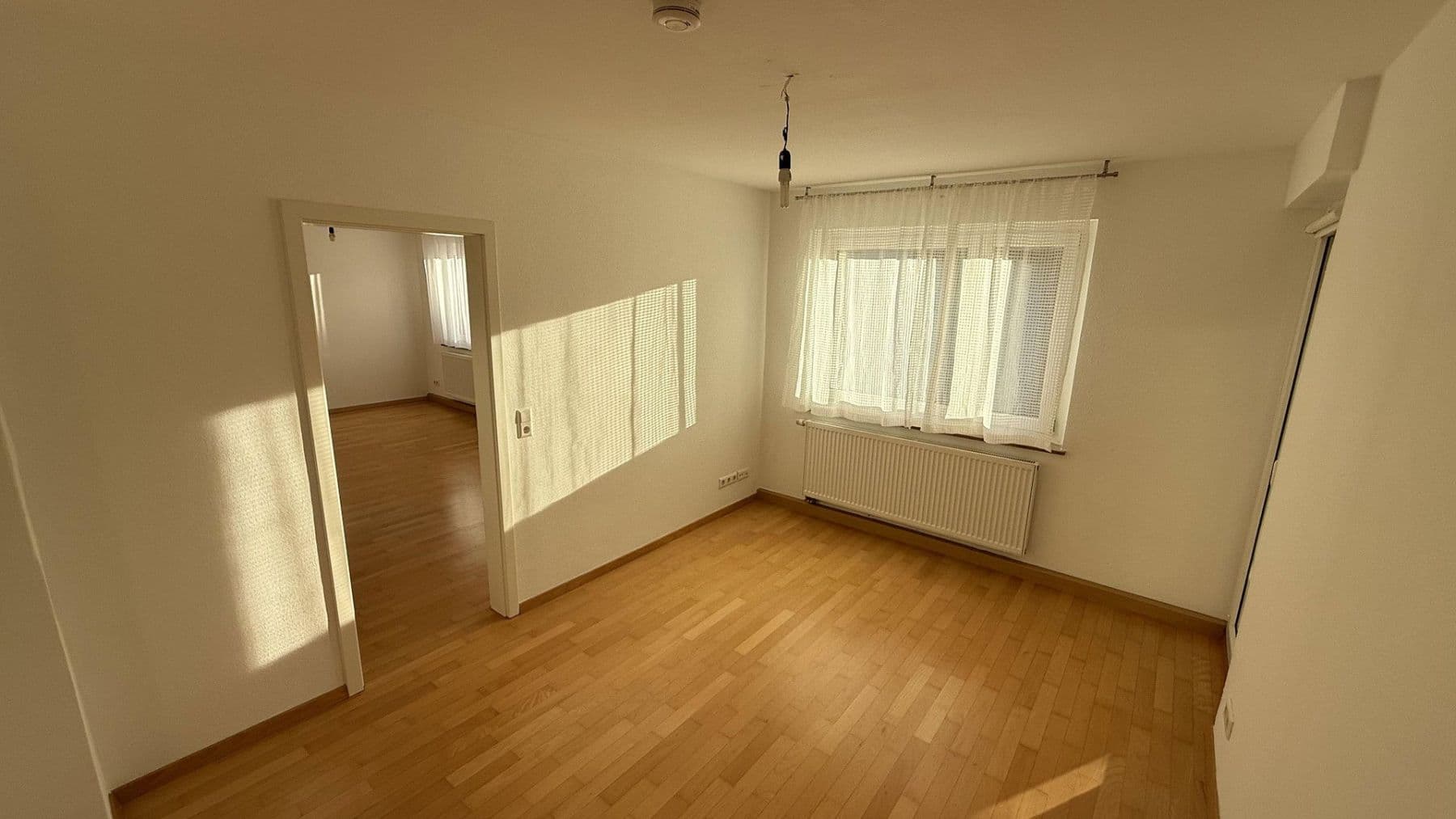 3 bedroom with open-plan kitchen flat to rent, 106 m², Stuttgart, Baden-Württemberg 3 bedroom with open-plan kitchen flat to rent, 106 m², Stuttgart, Baden-Württemberg