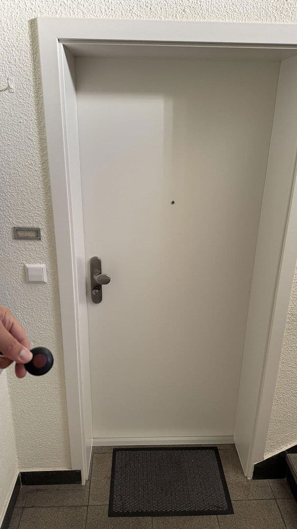 3 bedroom with open-plan kitchen flat to rent, 106 m², Stuttgart, Baden-Württemberg 3 bedroom with open-plan kitchen flat to rent, 106 m², Stuttgart, Baden-Württemberg