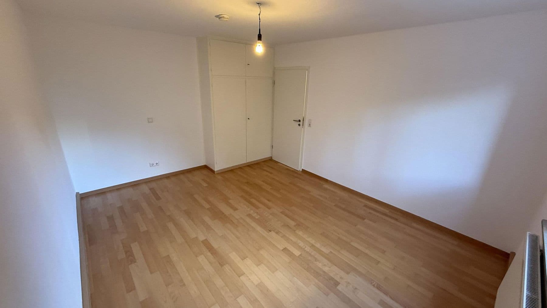 3 bedroom with open-plan kitchen flat to rent, 106 m², Stuttgart, Baden-Württemberg 3 bedroom with open-plan kitchen flat to rent, 106 m², Stuttgart, Baden-Württemberg