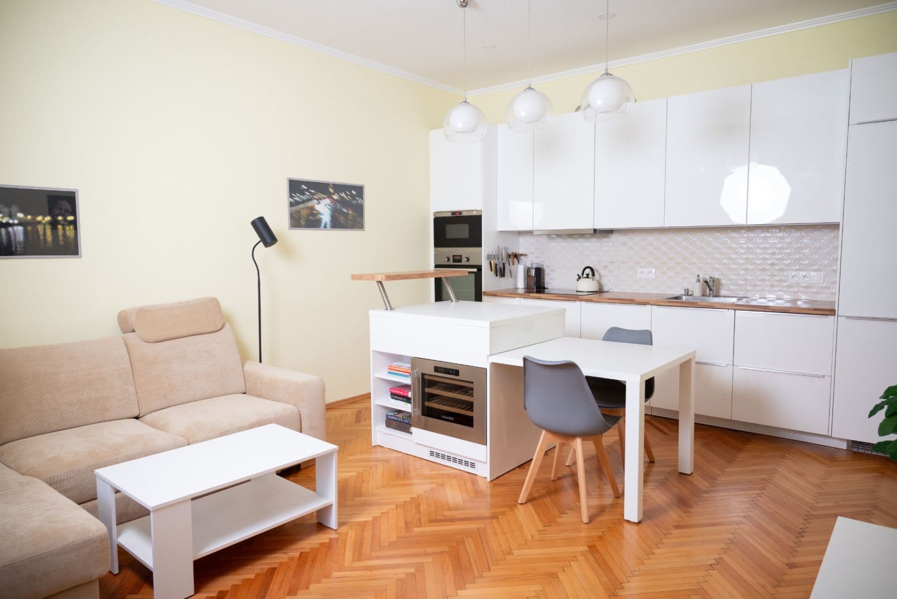 2 bedroom with open-plan kitchen flat for sale, 75 m², Svornosti, Prague, Prague 2 bedroom with open-plan kitchen flat for sale, 75 m², Svornosti, Prague, Prague