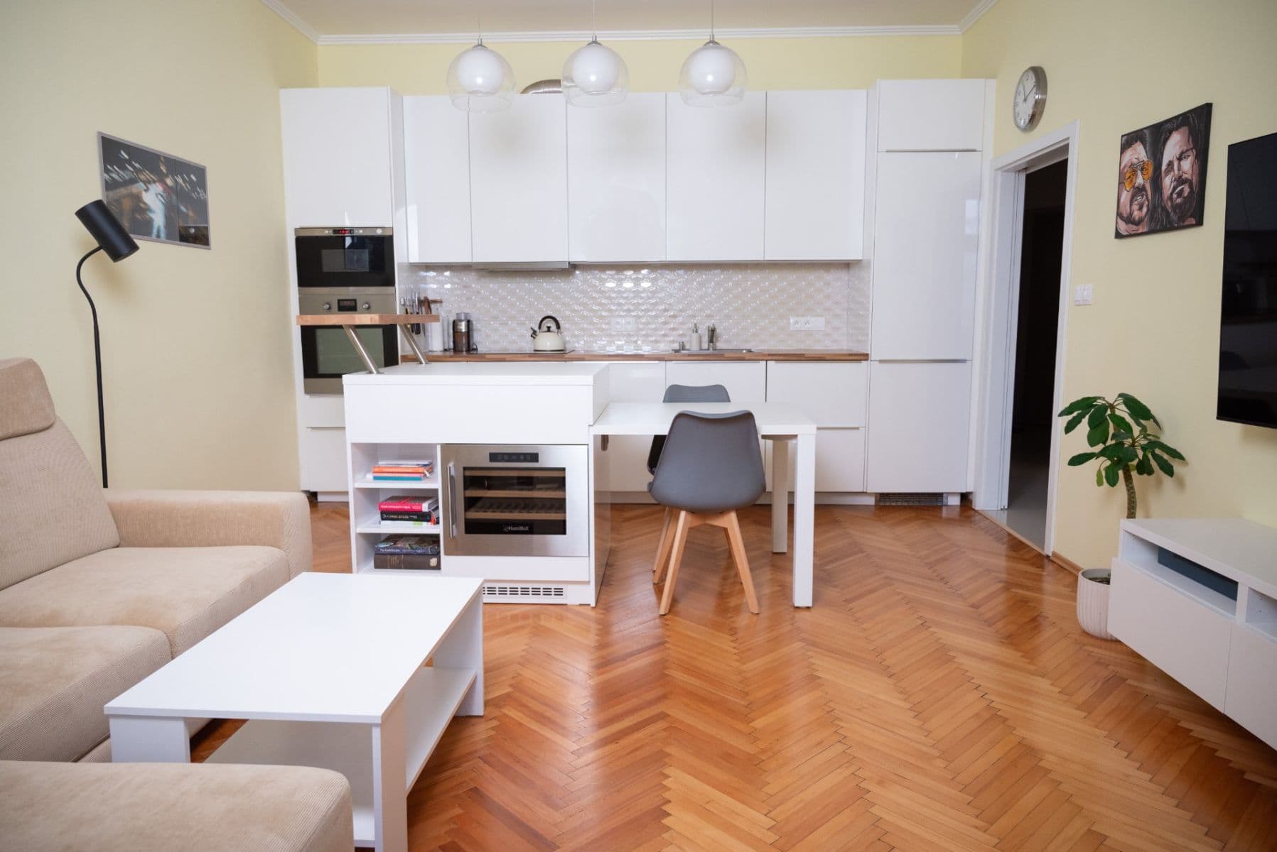 2 bedroom with open-plan kitchen flat for sale, 75 m², Svornosti, Prague, Prague 2 bedroom with open-plan kitchen flat for sale, 75 m², Svornosti, Prague, Prague