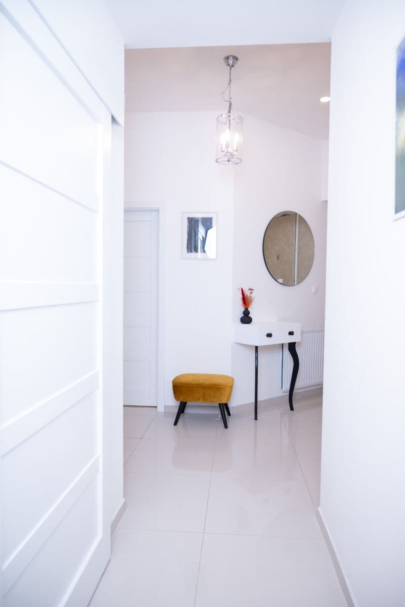 2 bedroom with open-plan kitchen flat for sale, 75 m², Svornosti, Prague, Prague 2 bedroom with open-plan kitchen flat for sale, 75 m², Svornosti, Prague, Prague